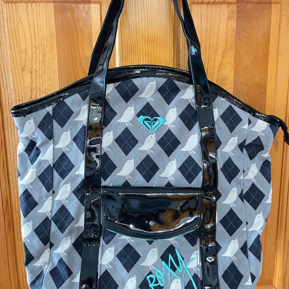 Roxy Gray and Black Geometric Tote Bag
